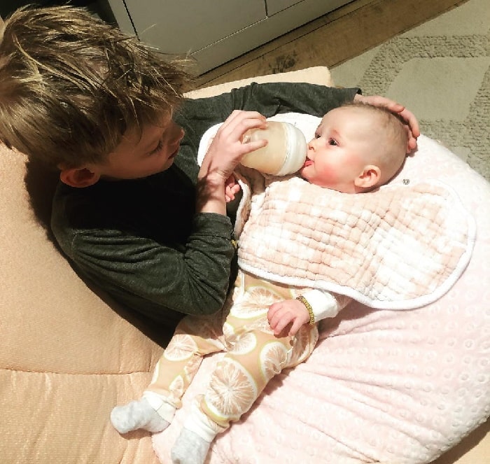 Banks Violet Feed by her half-brother Luca.